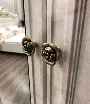 Шкаф 2-х створчатый Афина (крем корень) БЕЗ Зеркал в Карталах - kartaly.ok-mebel.com | фото 2